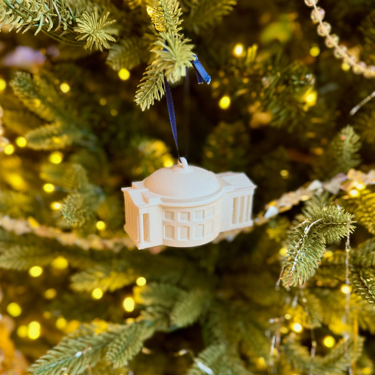 University of Virginia alumni ornament designed as the UVA rotunda.