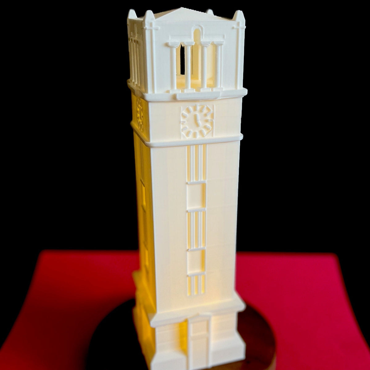 Closeup view of the NC State lamp.