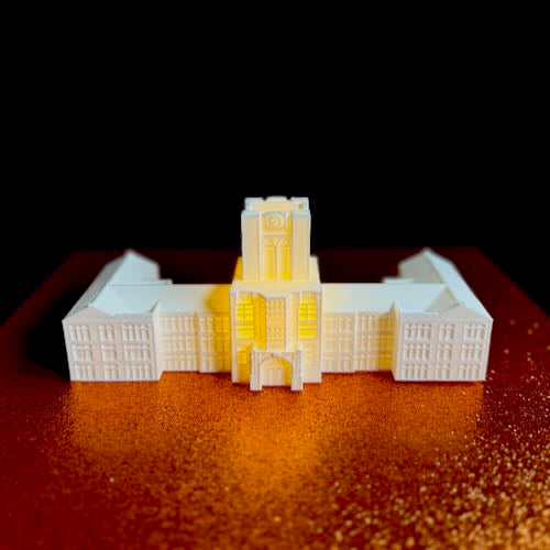 Discover Tennessee gifts modeled after Ayres Hall – ideal for graduation, alumni keepsakes, or any proud Volunteer supporter.