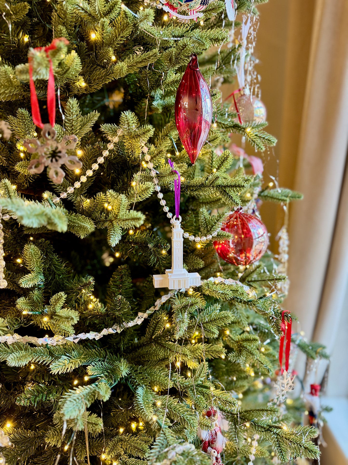 LSU Christmas tree decorated for the Holidays.