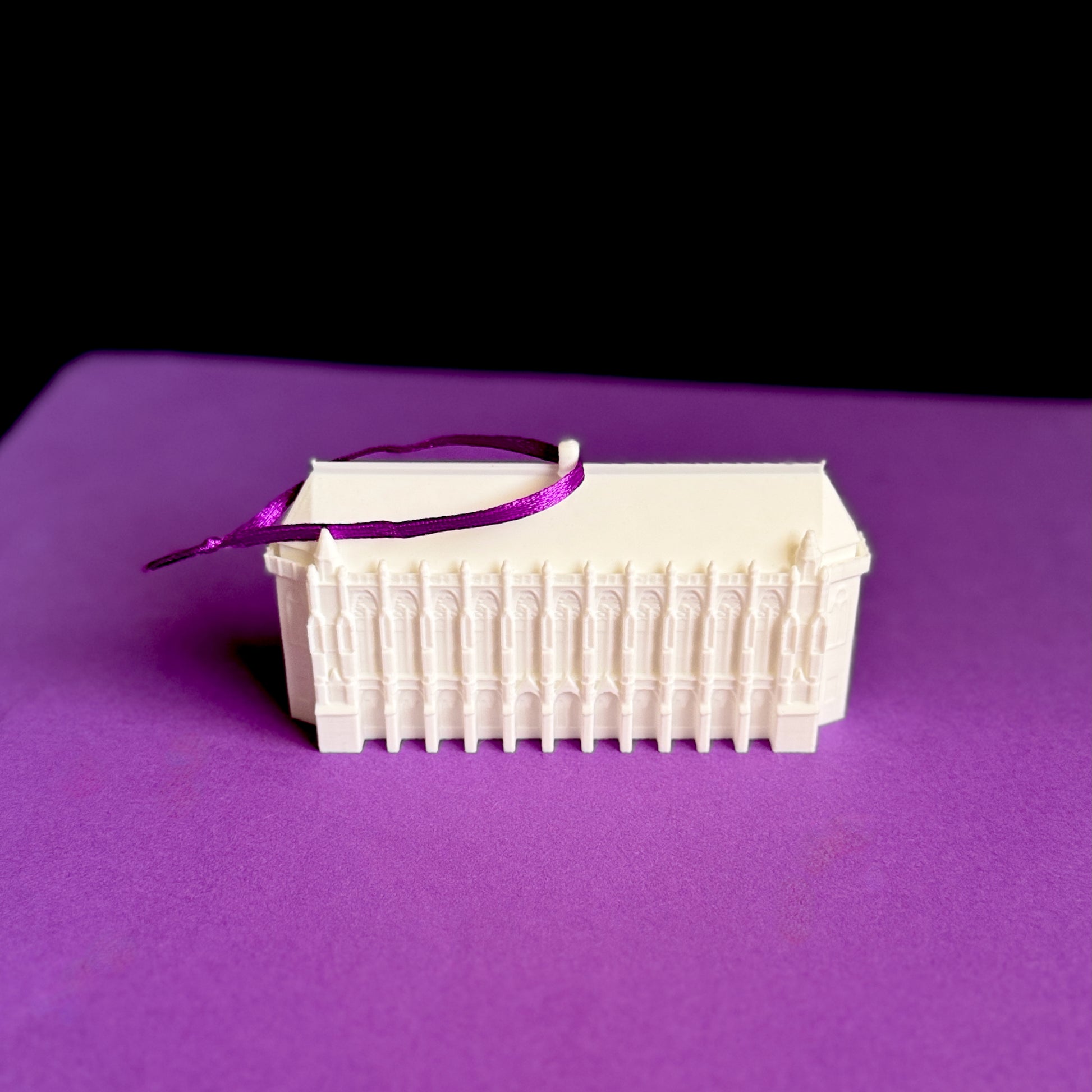 University of Washington Suzzallo Library ornament packaged as a thoughtful gift for a UW graduate or proud alum.