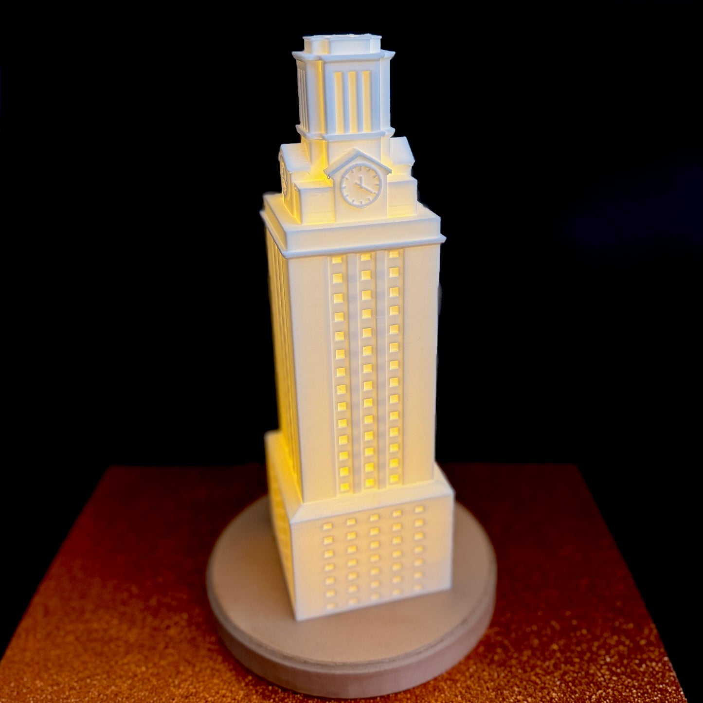 The UT Longhorns lamp designed as the UT Tower.