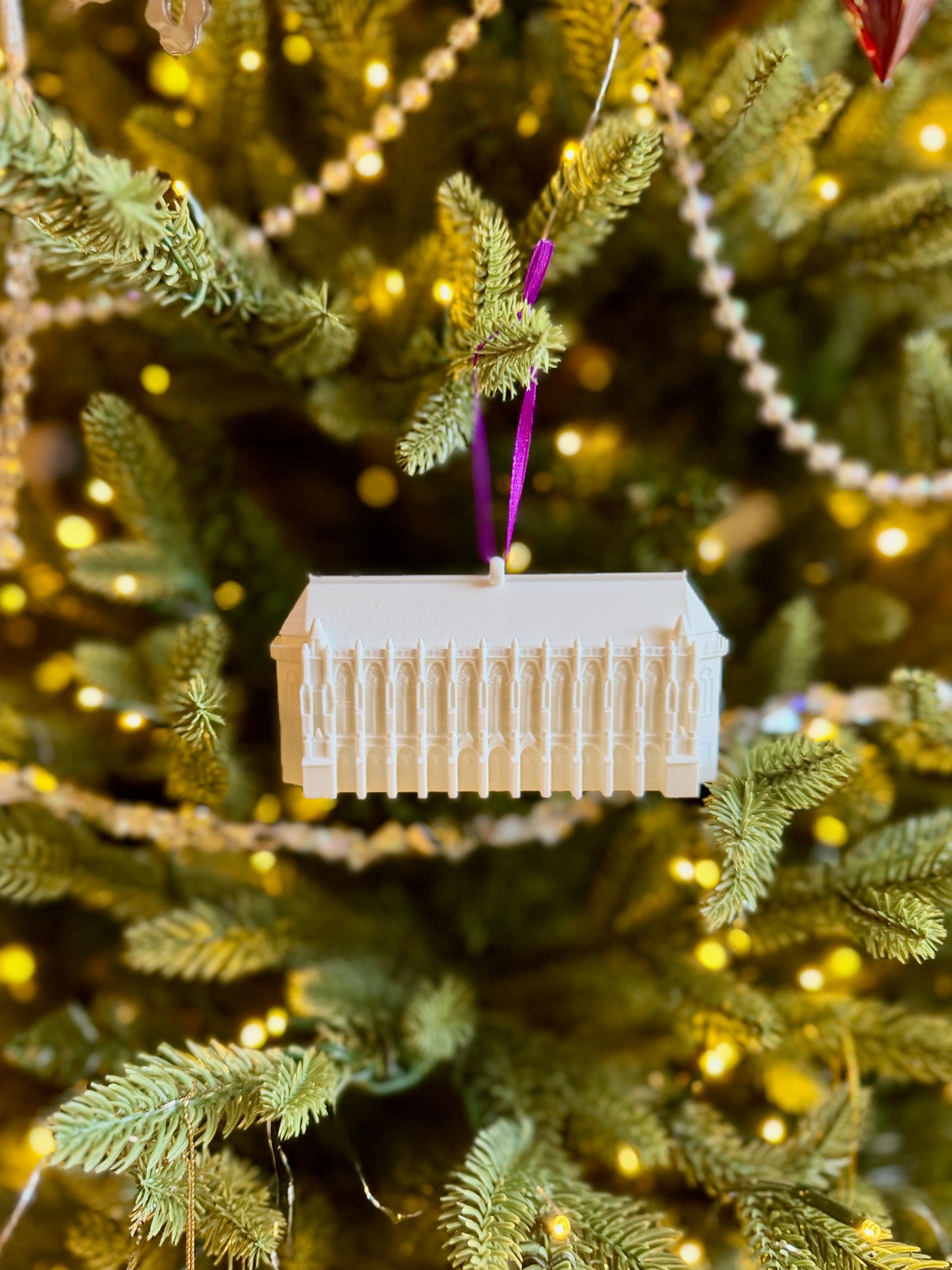 UW alumni ornament designed as the Suzzallo library.