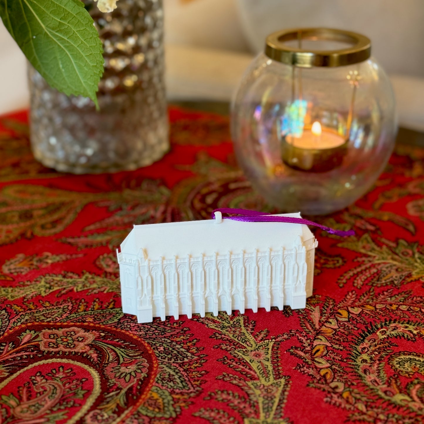 The University of Washington christmas ornament of Suzzallo Library.